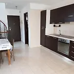 Duplex Nirvana 아파트 칼라오살바헤
