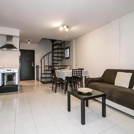 Apartment Duplex Nirvana *